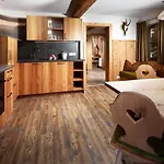 Alpenpension Ettlerlehen Apartment *